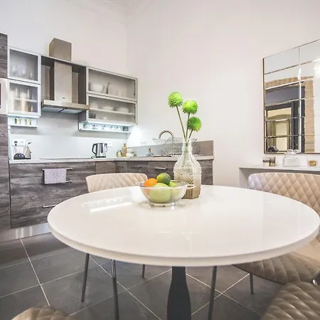 Dolcevita 2 Bedroom * Budapest
