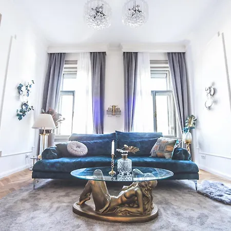 Dolcevita 2 Bedroom Apartment Budapest