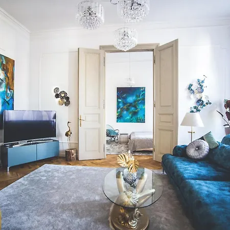 Dolcevita 2 Bedroom *