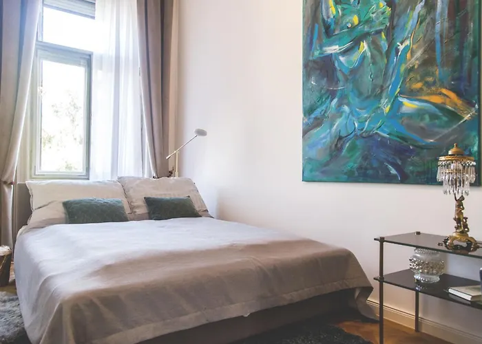 Dolcevita 2 Bedroom *